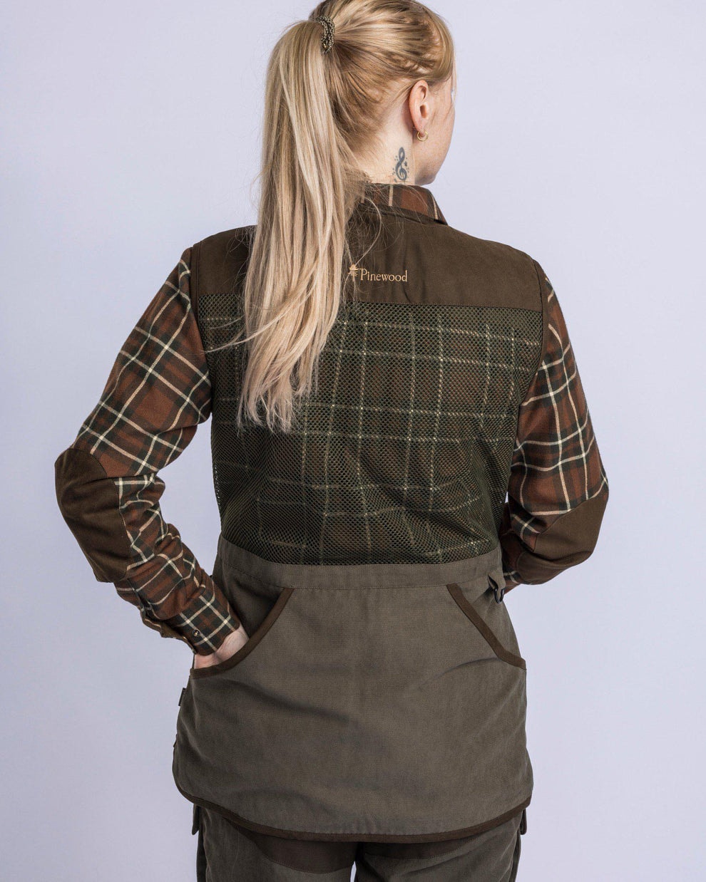 3824-241-23_Pinewood_b5c6839d-35c4-4289-931c-7277d