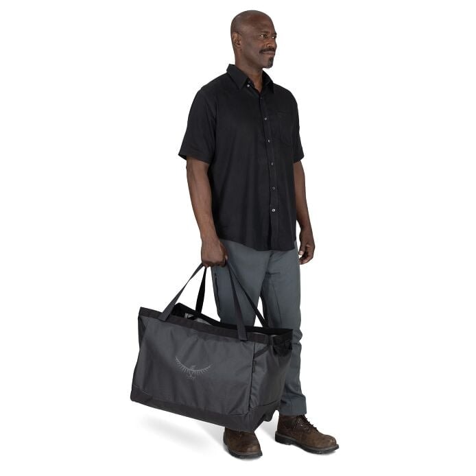 transportergeartote60_s25_onbody2_ravenblack[1].jp