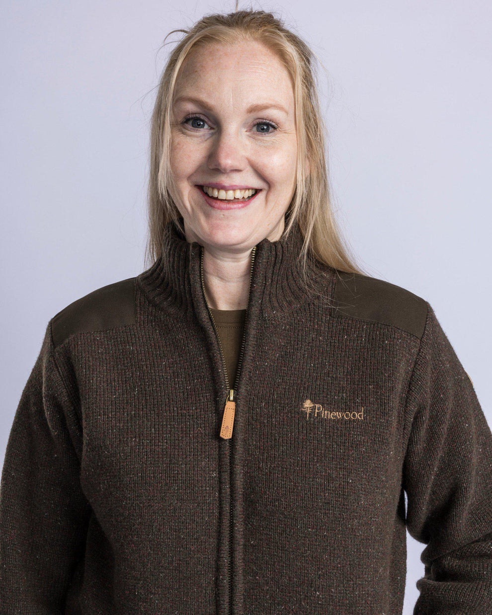 3479-235-21_Pinewood_c7f5275e-4c1a-4626-9e0a-51301