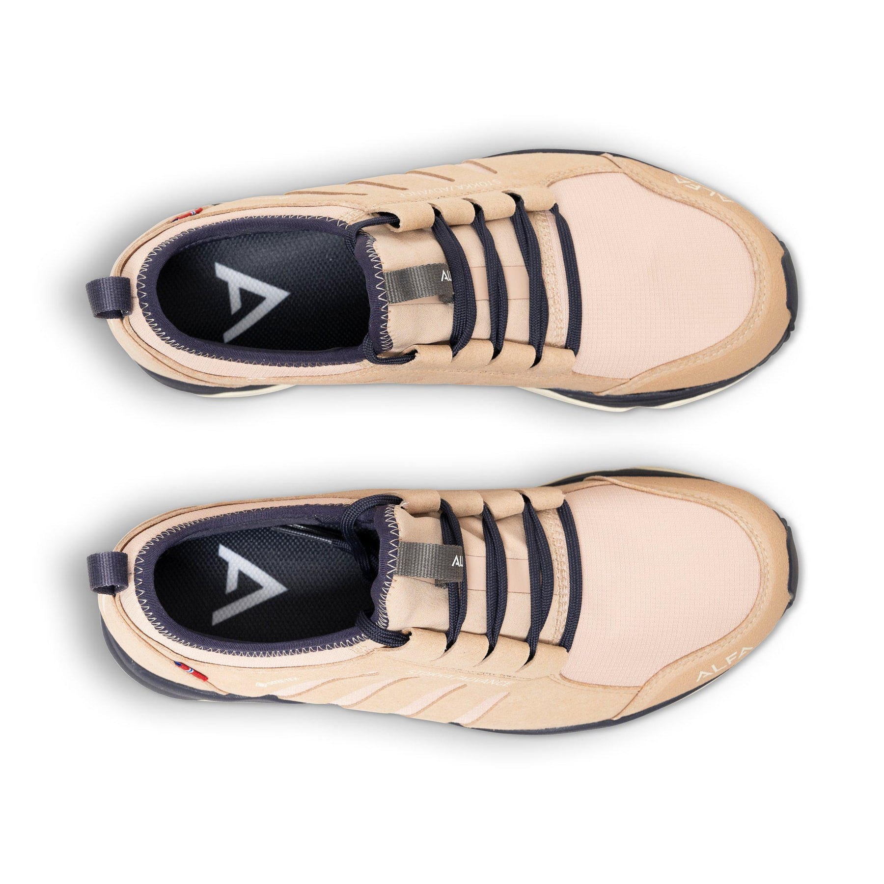 690910291-stokka_advance_gtx_w-sand-above_c46202ee