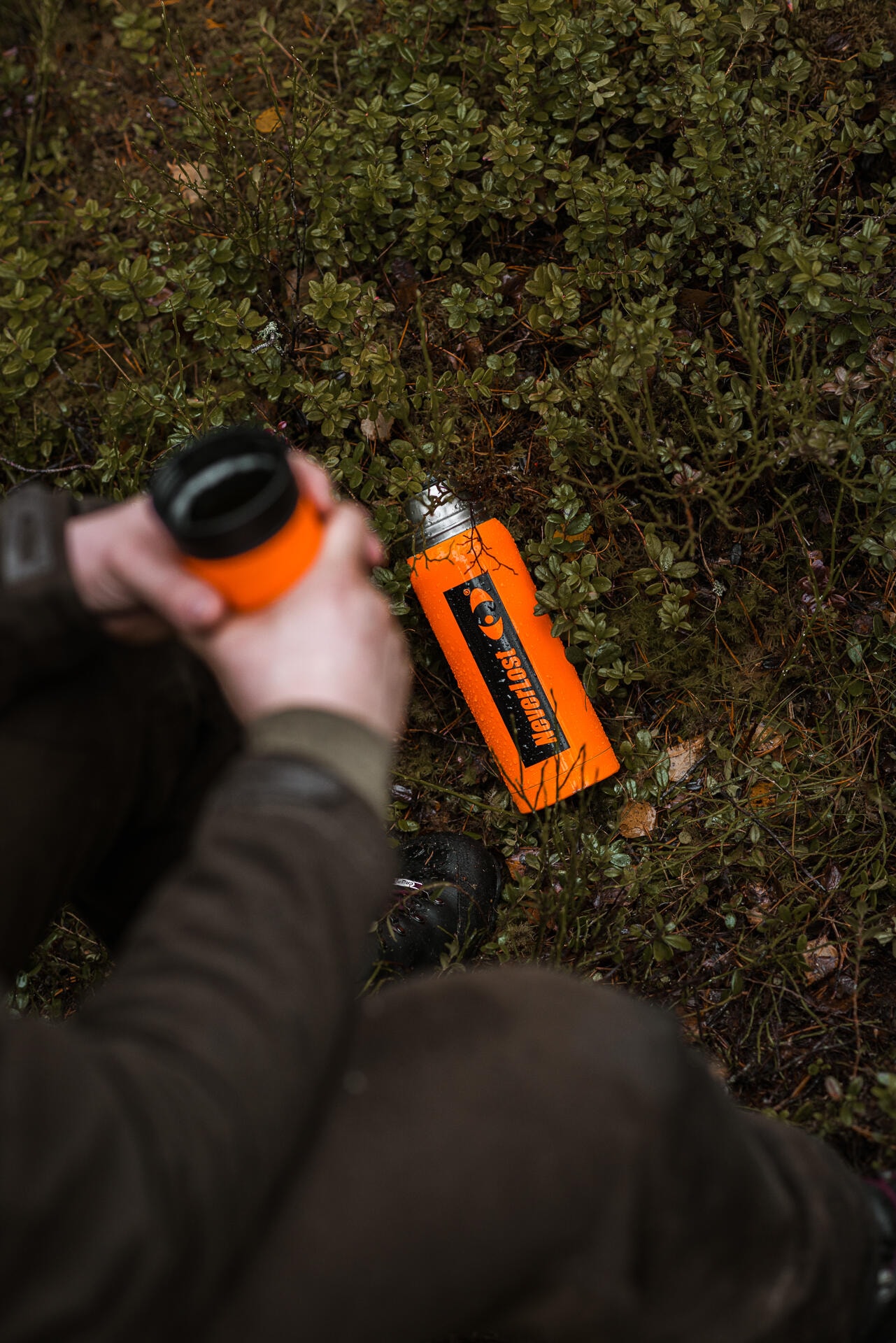 WEB_Image_NeverLost_Thermos_0_5l_Steel_thermos_in_