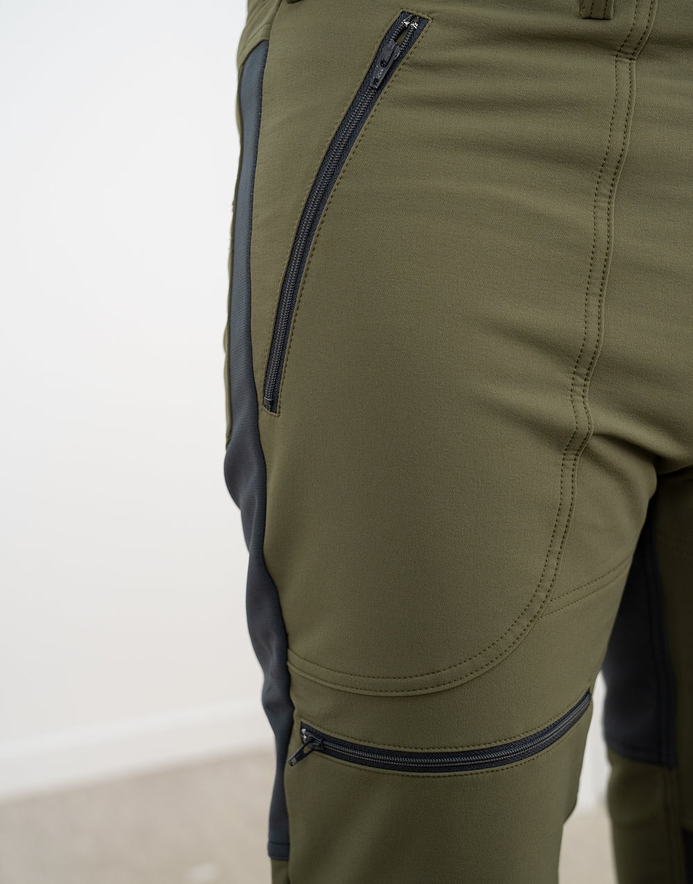 TaigaPants-DetailShot_4_1000x[1].jpg