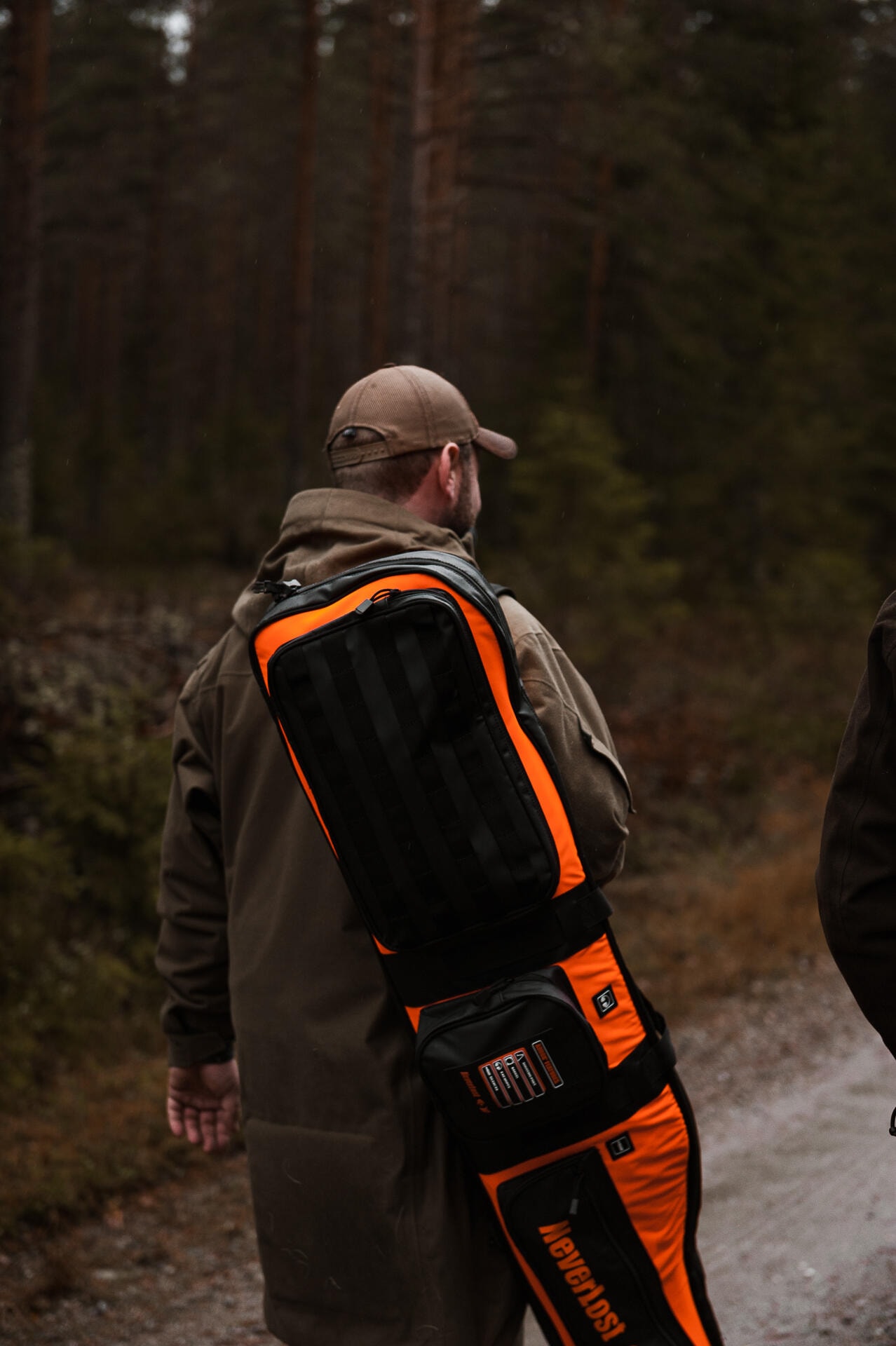 WEB_Image_NeverLost_Gun_Case_AddOn_Strong_and_well