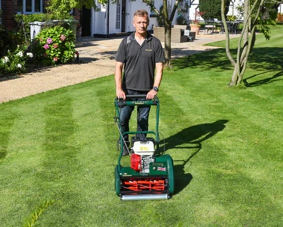 Kensington17H_Mowing.webp