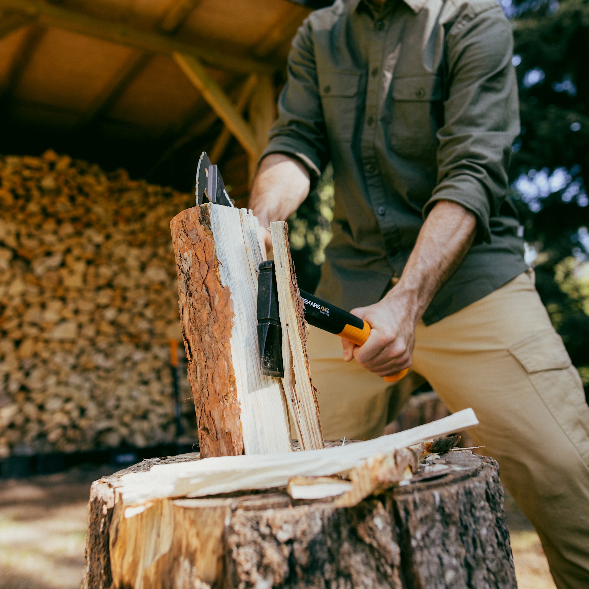 1069102_Fiskars_Xseries_X14_Universal_axe_XS_blade