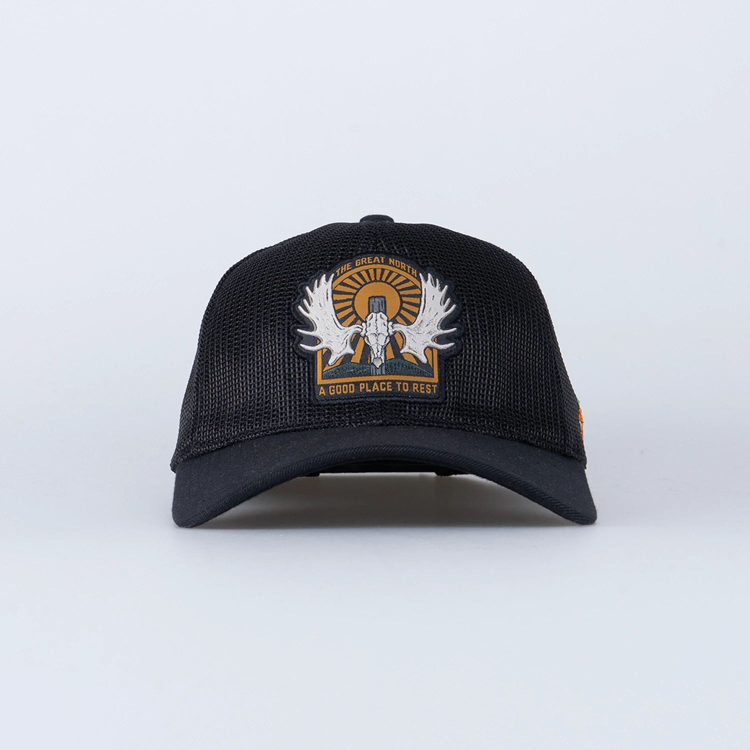 SQRTN-caps med elghorn, svart mesh