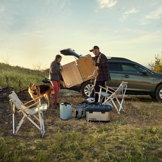 dometic-go-compact-camp-table_9600050819_91550[1].