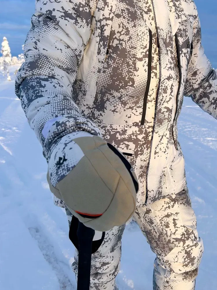426_42a2d18f27-5250004_ap000-10-full.webp