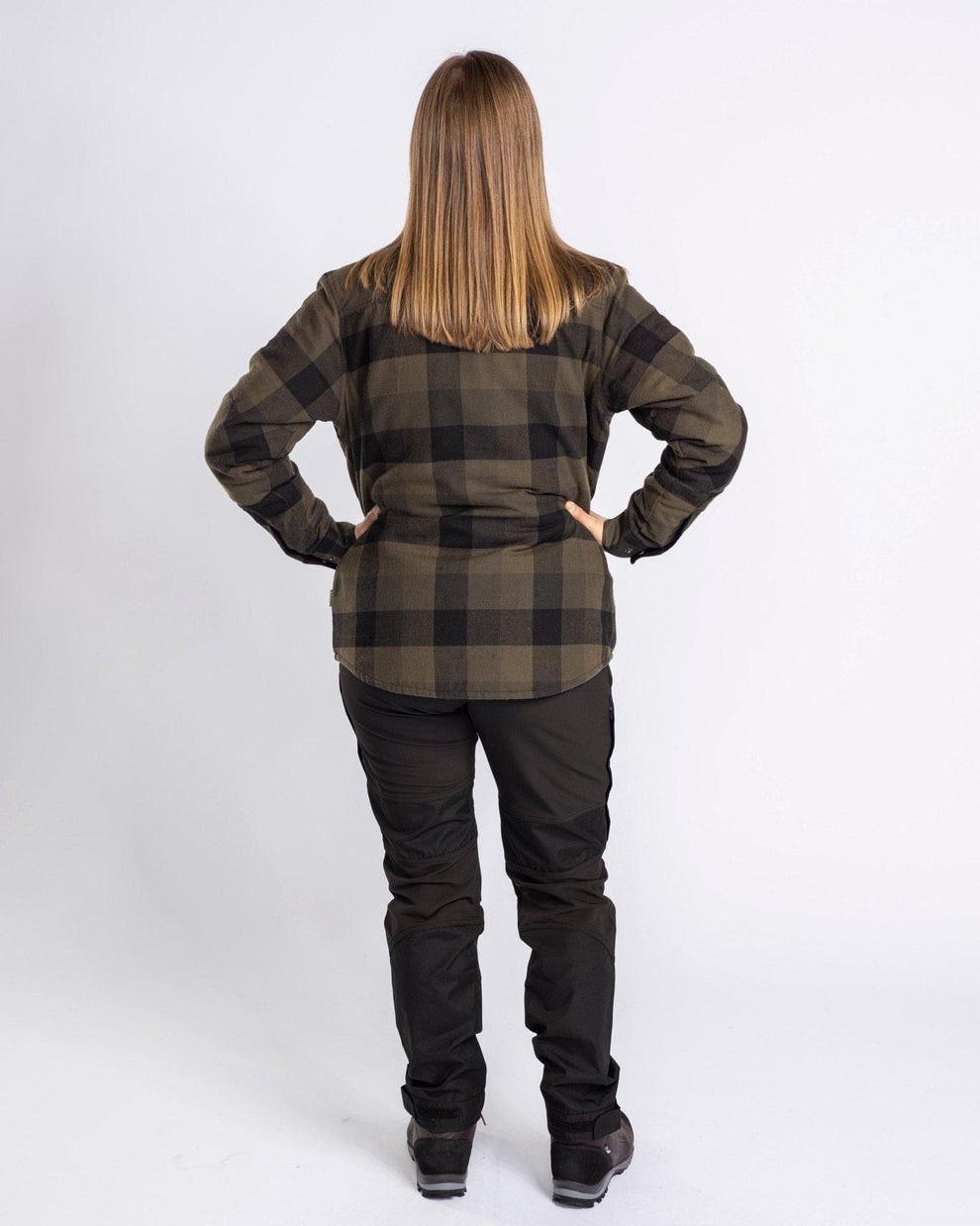 3000-101-66_Pinewood_8a133892-b288-4e94-a1ab-37110