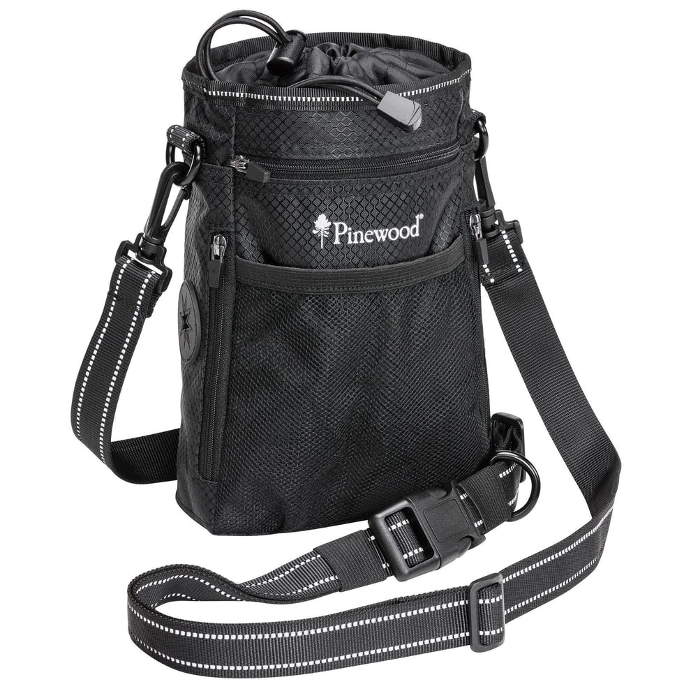1106-400-01_Pinewood-Dog-Sports-Bag-Small-Black.jp