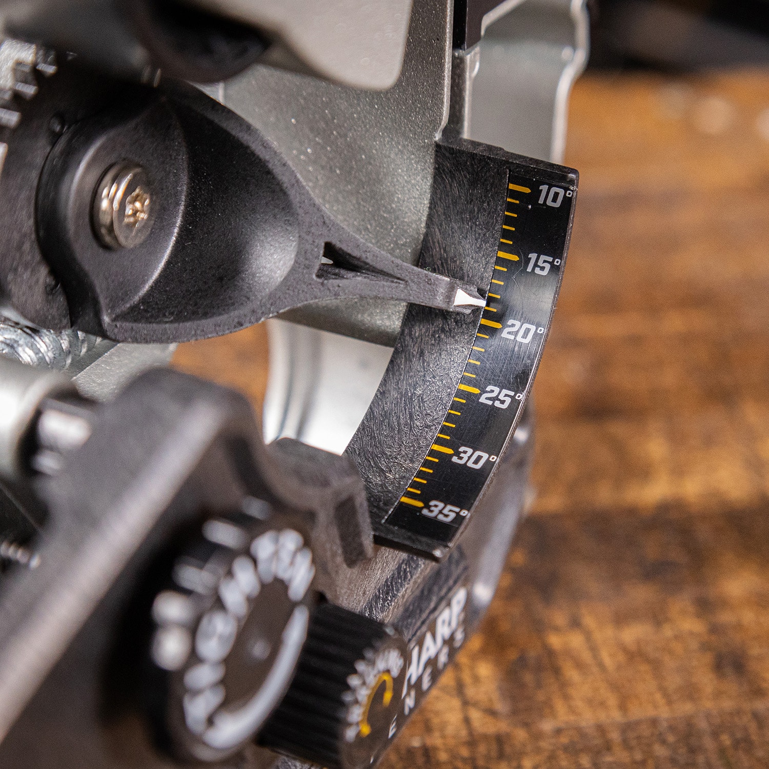 KO2Elite_Angle Meter.jpg