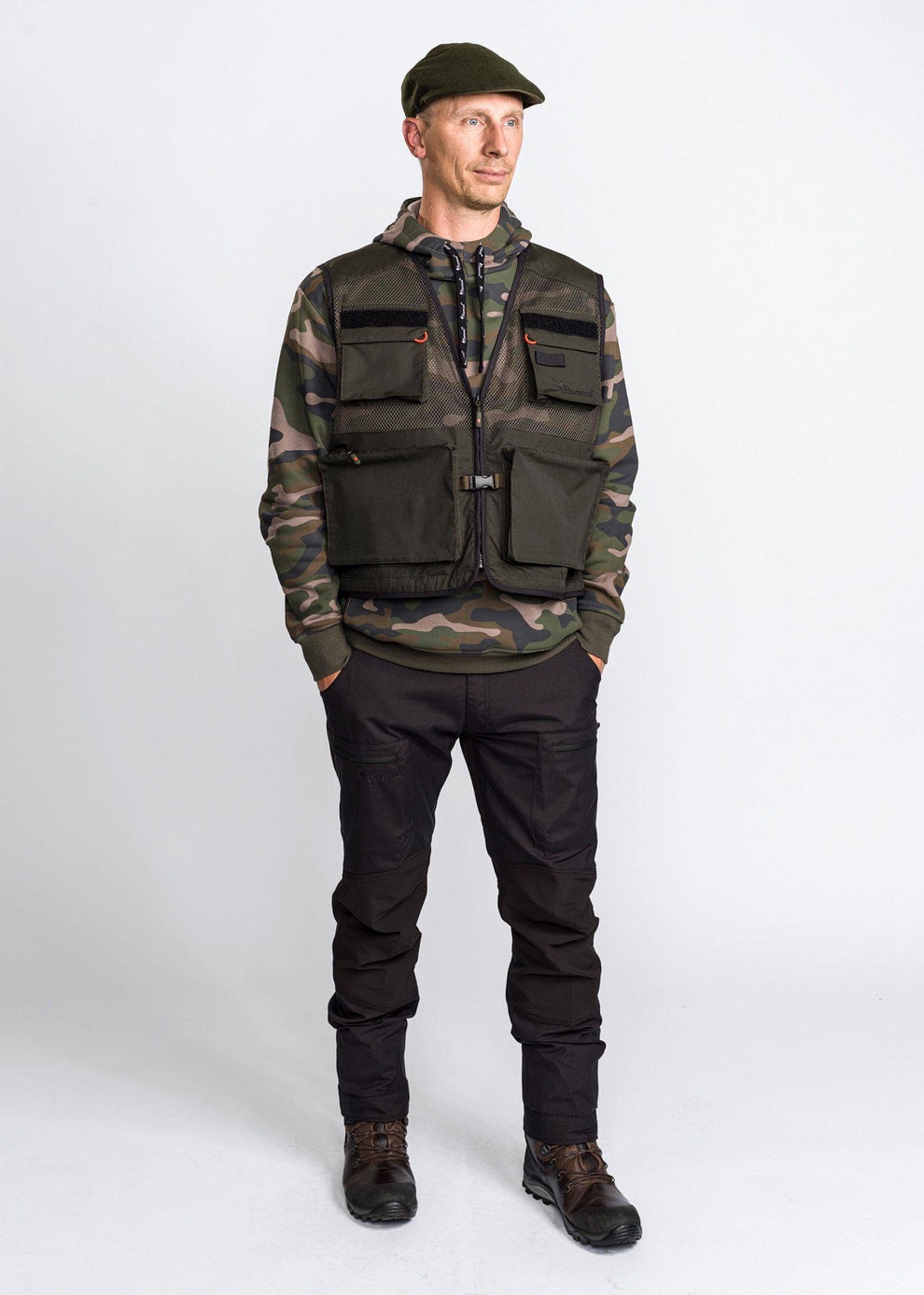 5185-425-60_Pinewood-Trousers-Caribou-Tc-Extreme_B