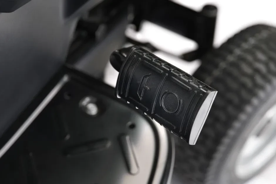 29e026b8b999fbc58bee9519b9a2df3bd2eb3_AT398A_2T051