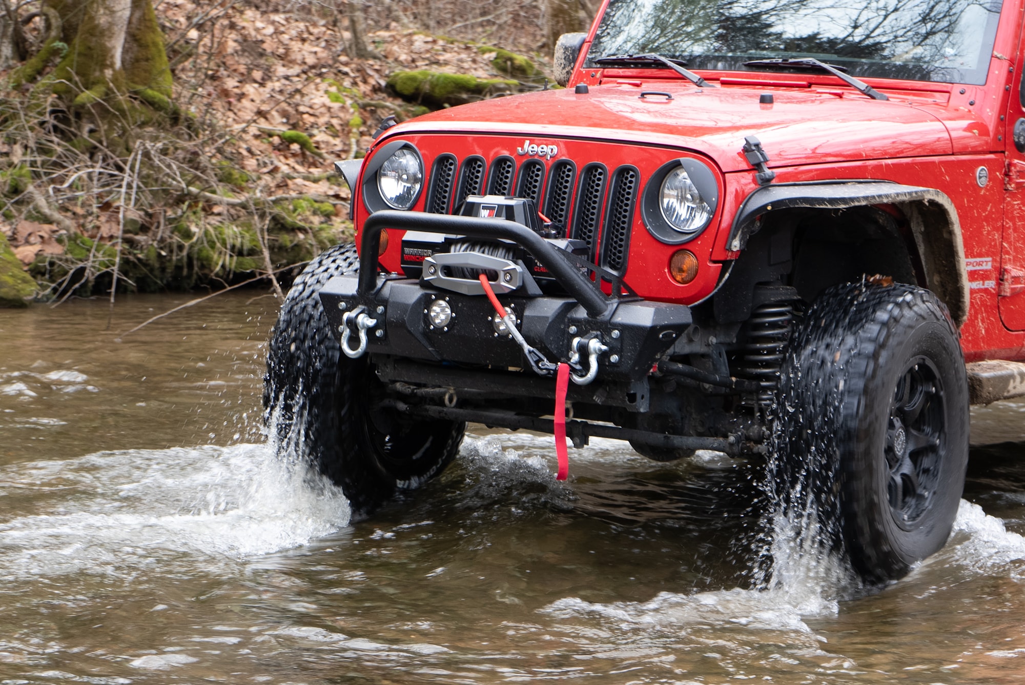 WW_Gladiator_F-Type_Lifestyle_1 (1).jpg