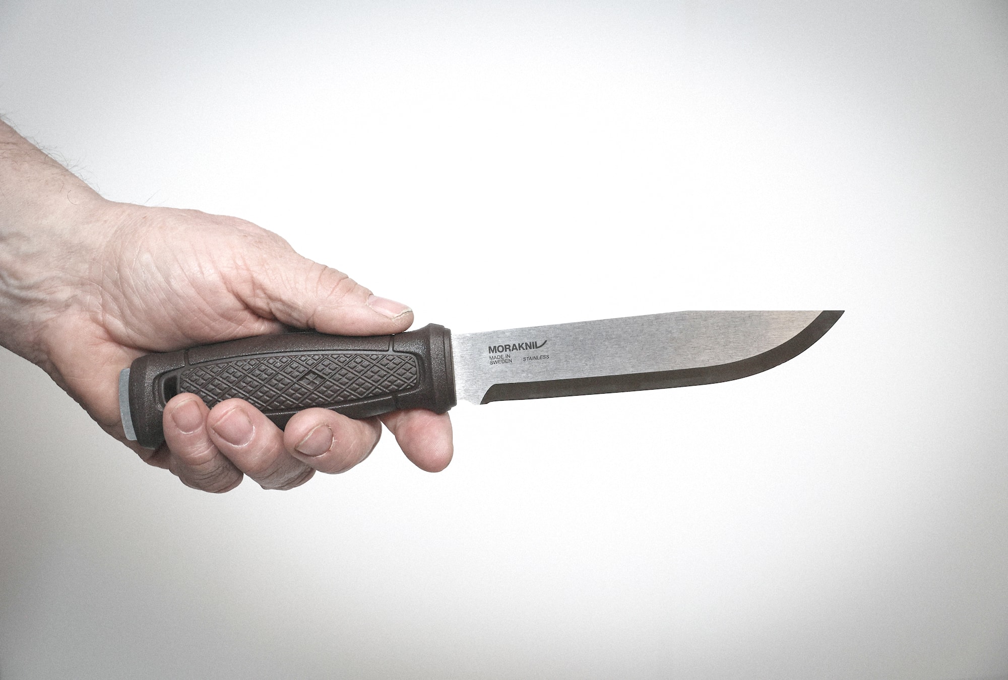 Garberg_Grand_S_Knife_Hand_Original.jpg