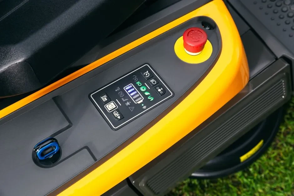 2b2e4612eb7c395f85d06459141253c9f697_Swift372e_2T0