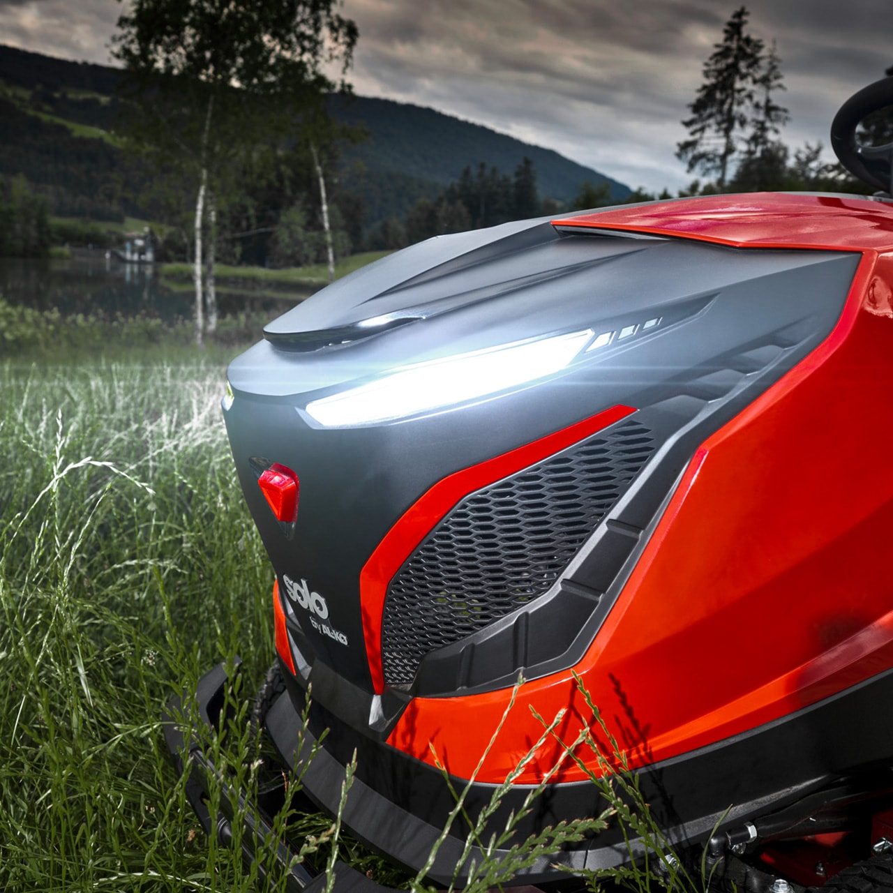 127708-tractor-t22-105-4-hdd-a-v2-webshop-mood-10.