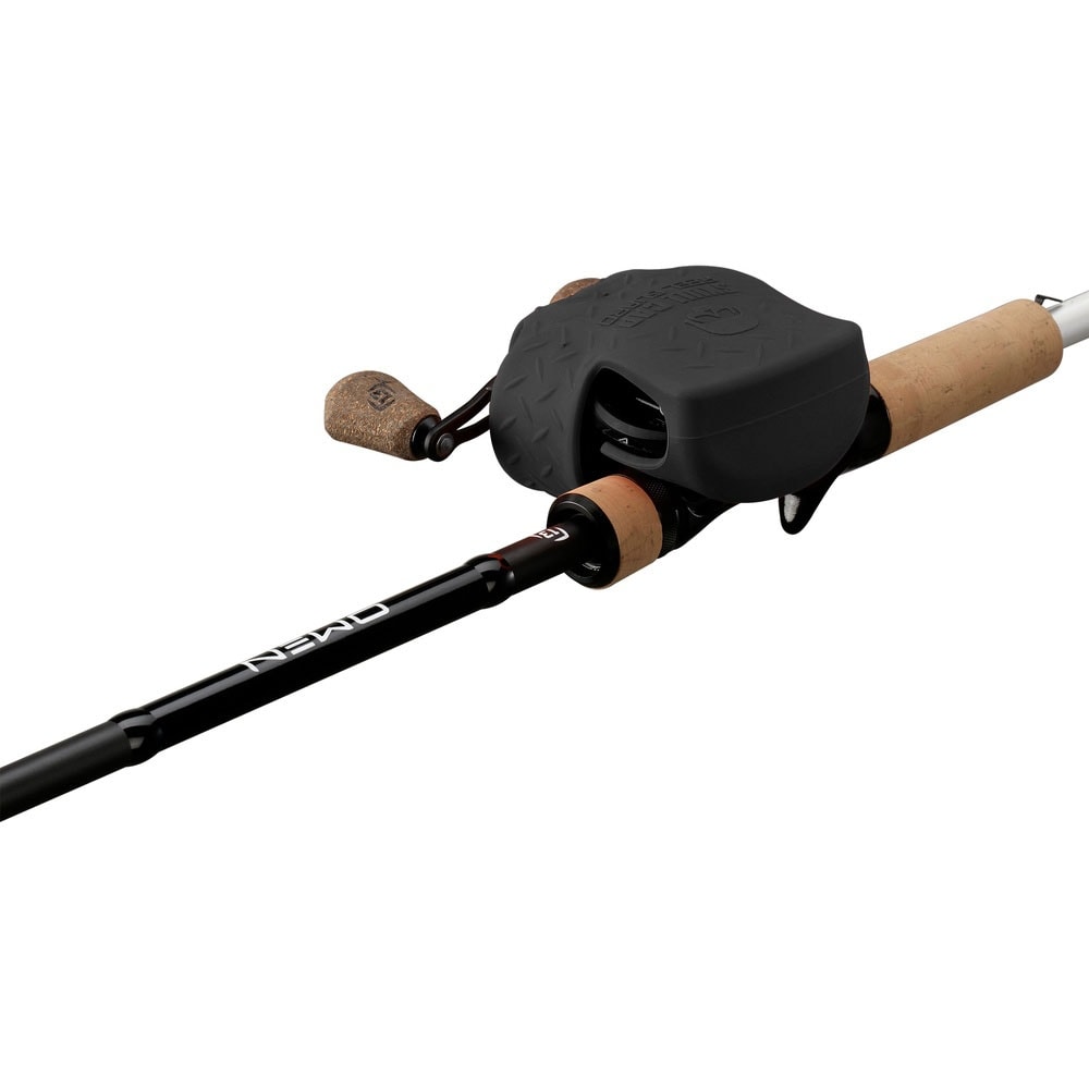 13 Fishing Skull Cap Black Low Profile