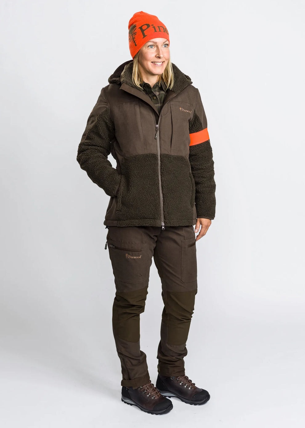 3985-244-60_Pinewood-Womens-Trousers-Caribou-Hunt_