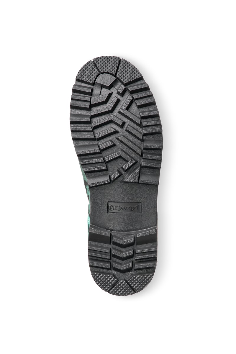 Ascot lady-110101007-4929Typhoon turquoise_5.jpg