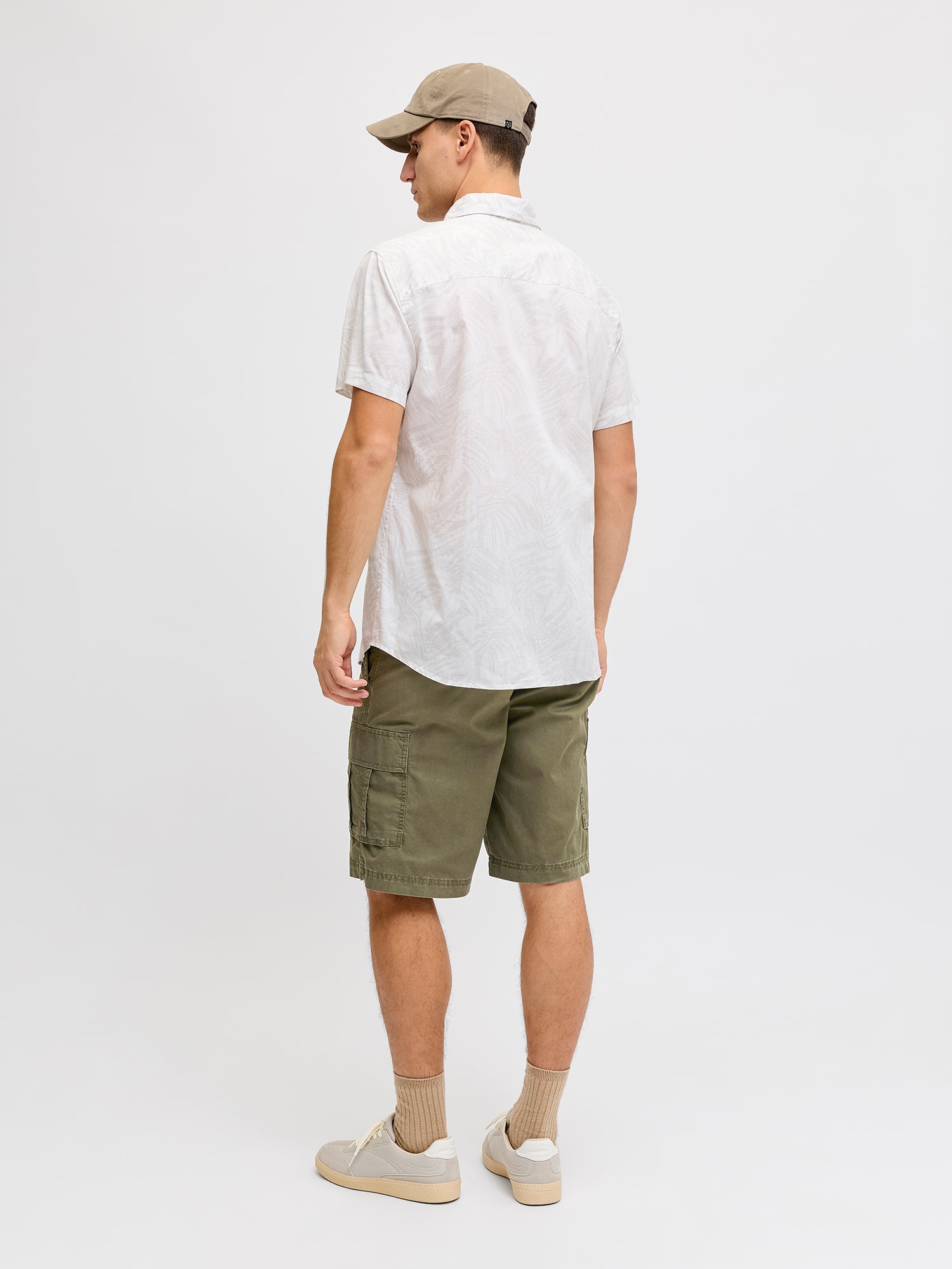 JACK&JONES_Springsummer_4936686_12291273 (1).jpg