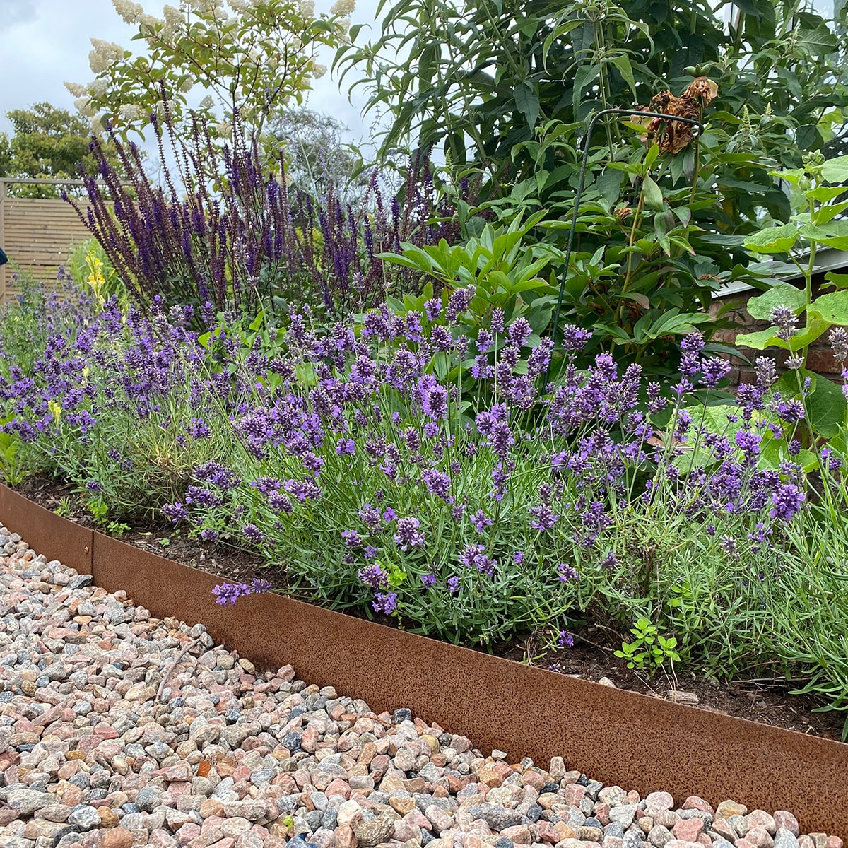 planteringskant-flexigarden-corten-120-kvartsbage_