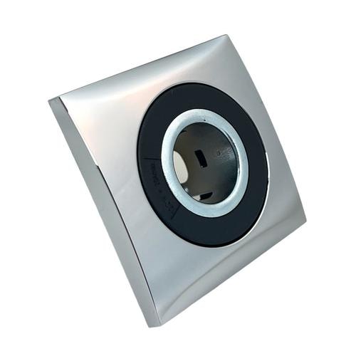 Berker Vägguttag 6-24V Krom