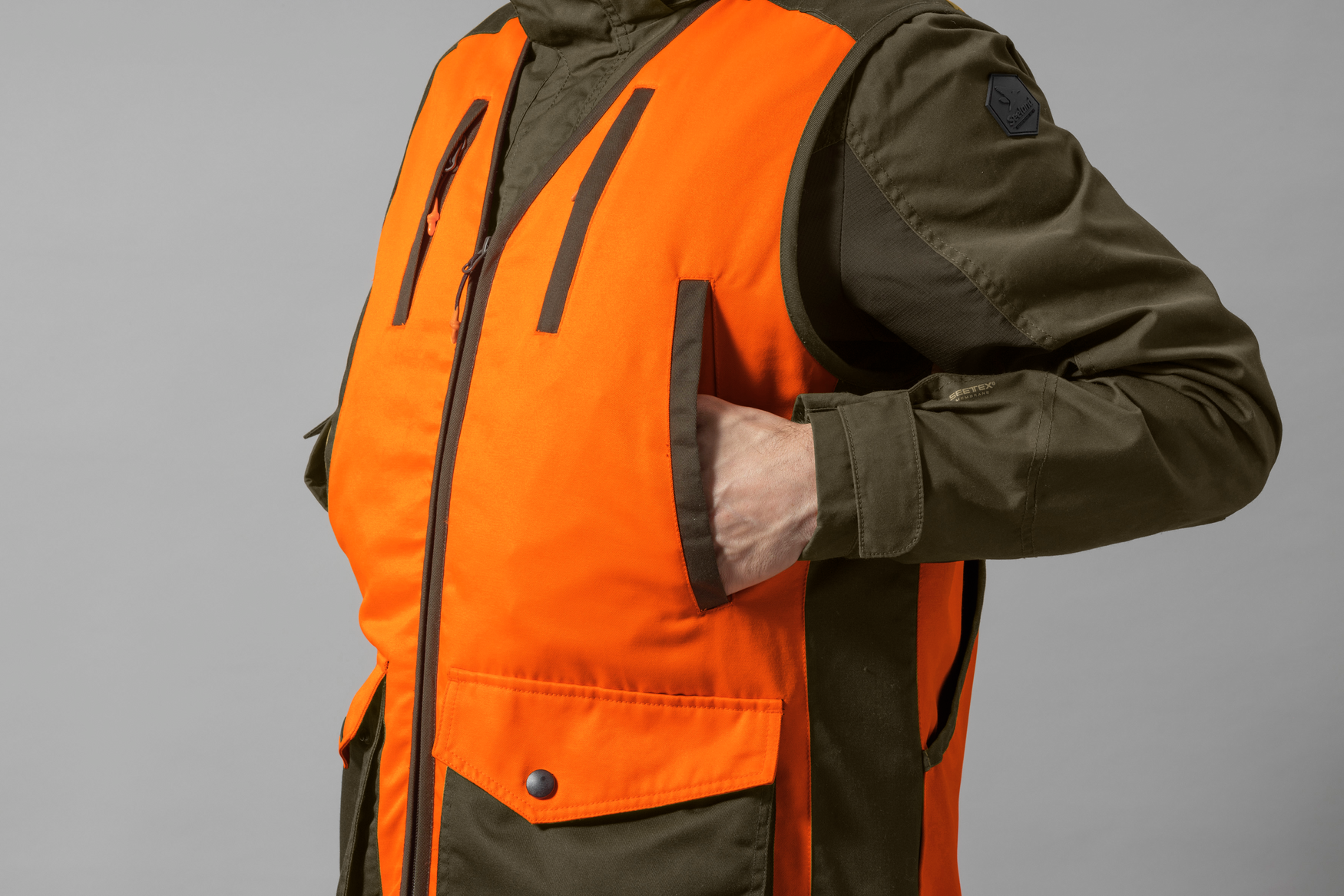 Seeland Travo Väst Hi-vis orange 3.jpg