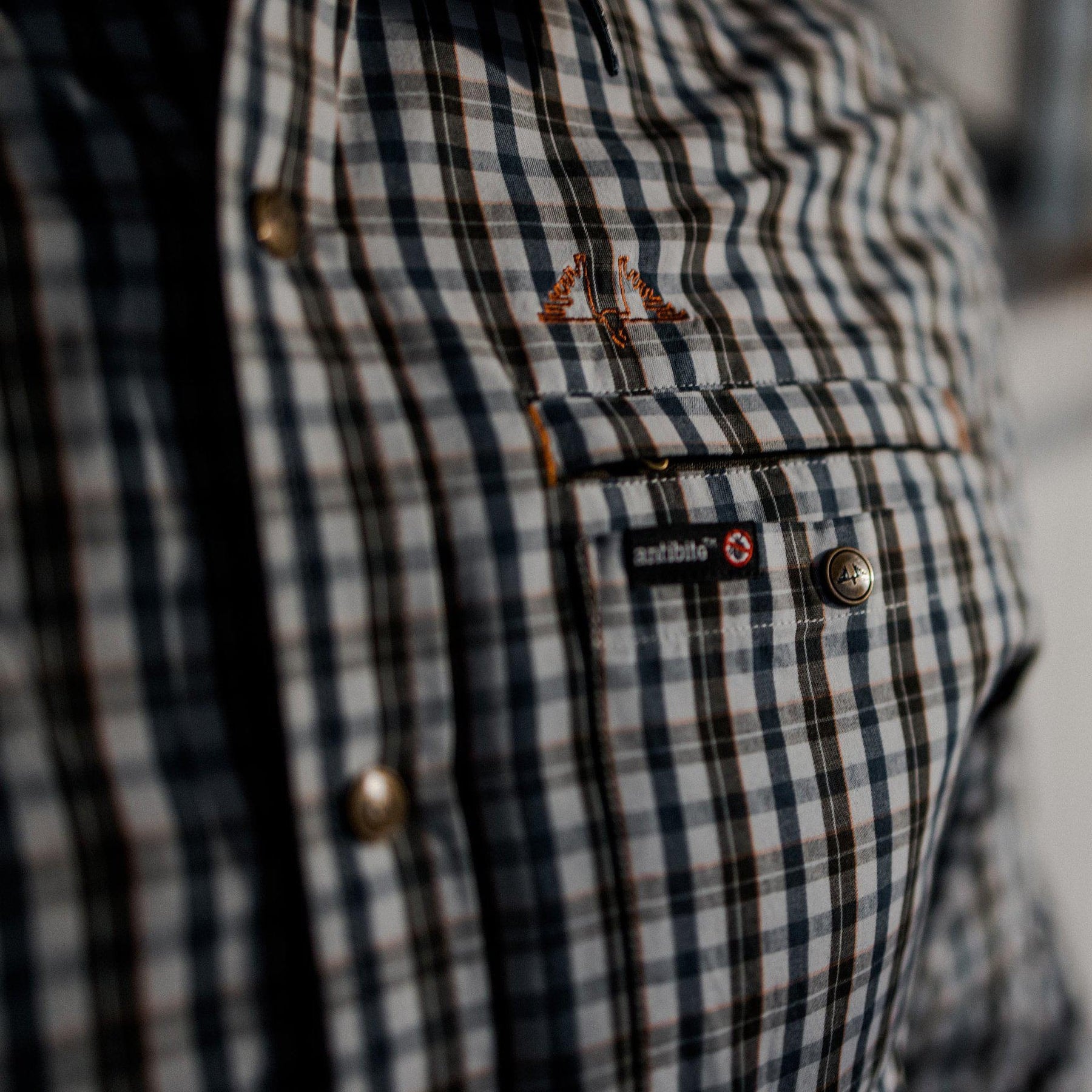 100426604_detail_1_jpg_0786c7a7-47d0-46a5-85d2-8d6