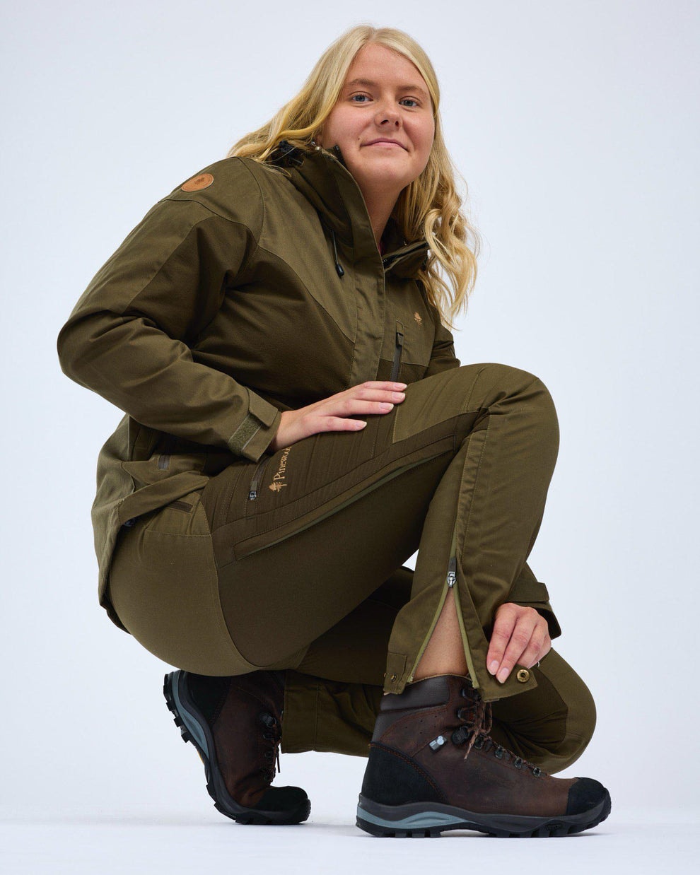 3302-723-22_Pinewood_e2ebb531-2b96-4783-a55c-3f7a6