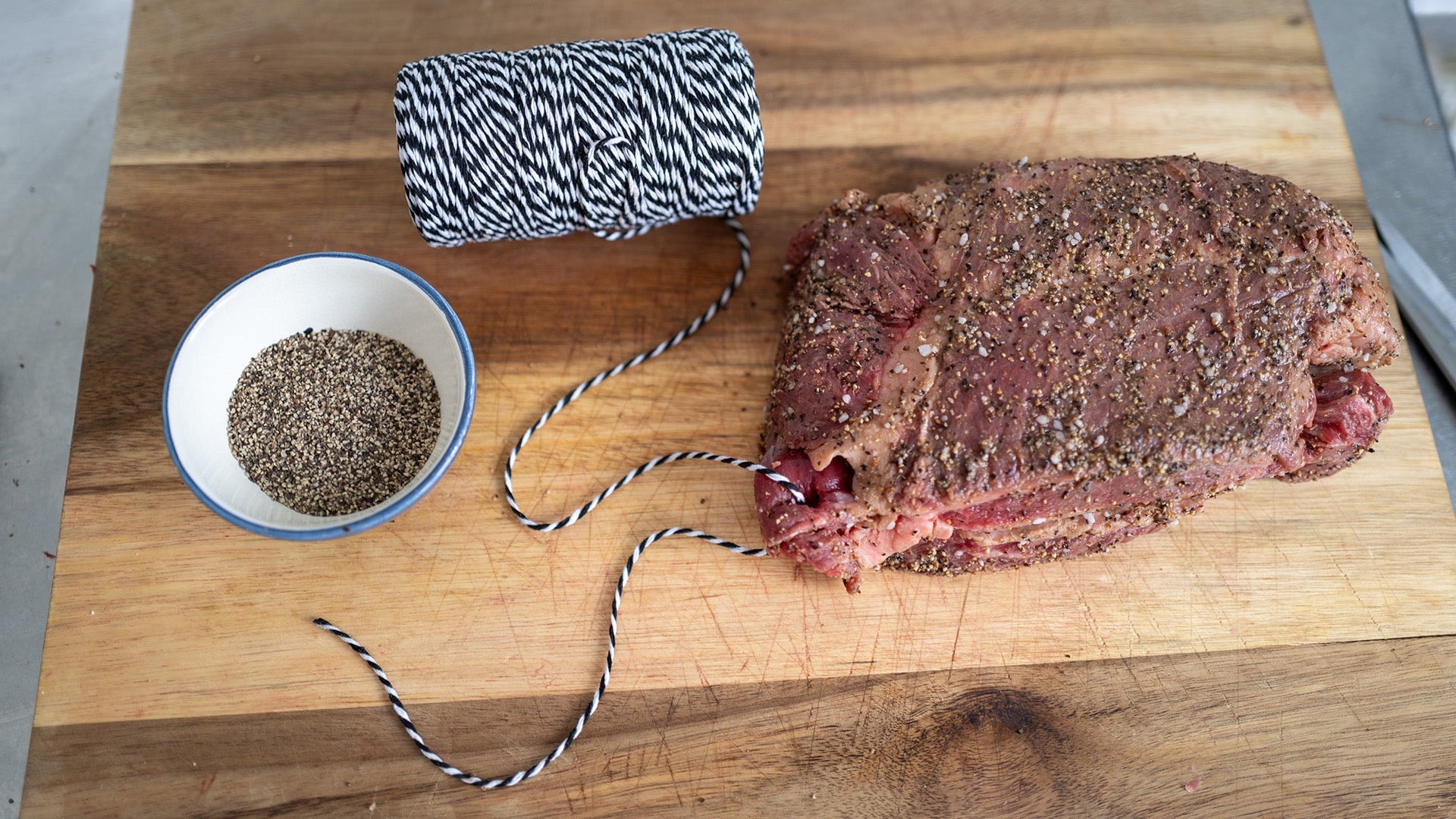 Accessories-Twine-Black-Meat[1].jpg