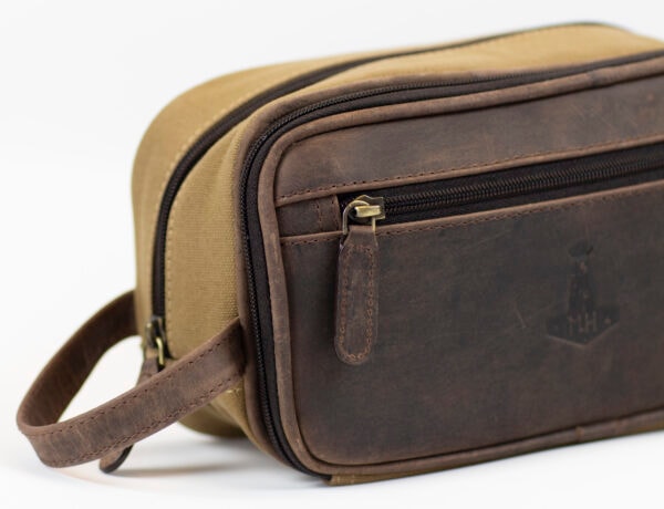 10718147009-Valhalla-Toiletry-Bag-III-600x460[1].j