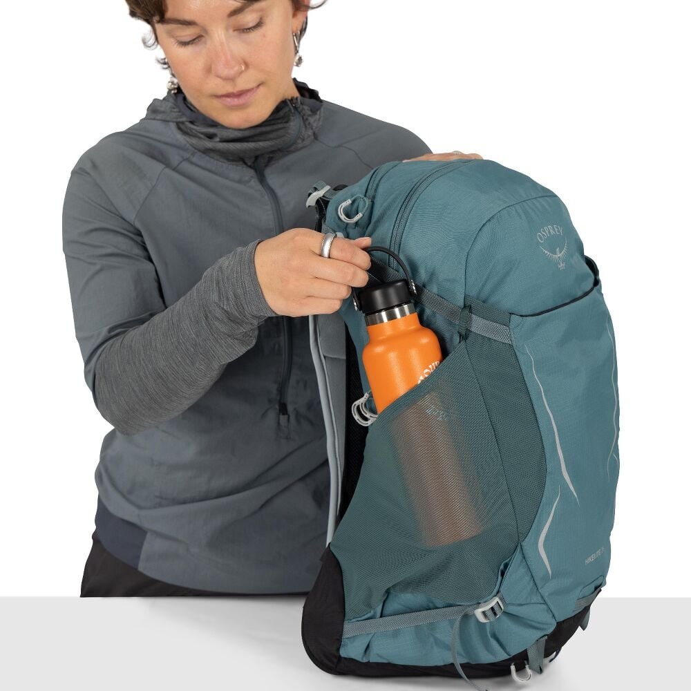 hikelite26_s26_detail2_cascadeblue_10007544_100075