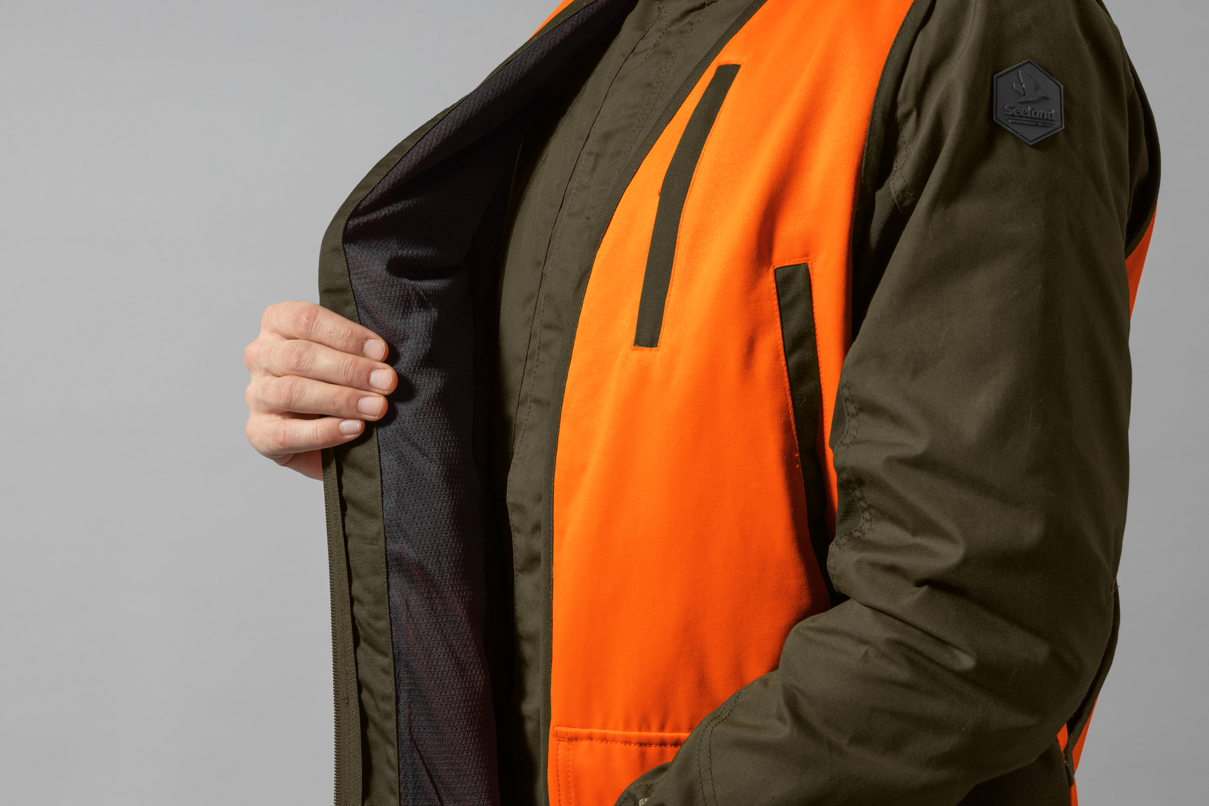 Seeland Travo Väst Hi-vis orange 6.jpg