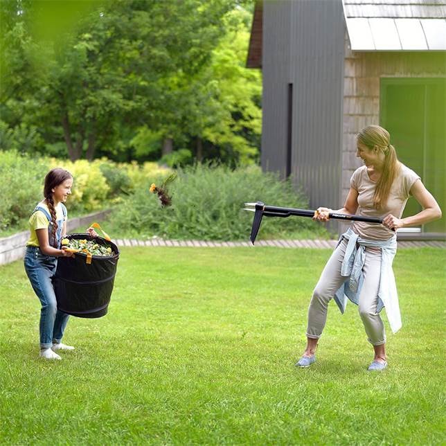 1020126_fiskarsemea_03_xact_weed_puller[1].ashx