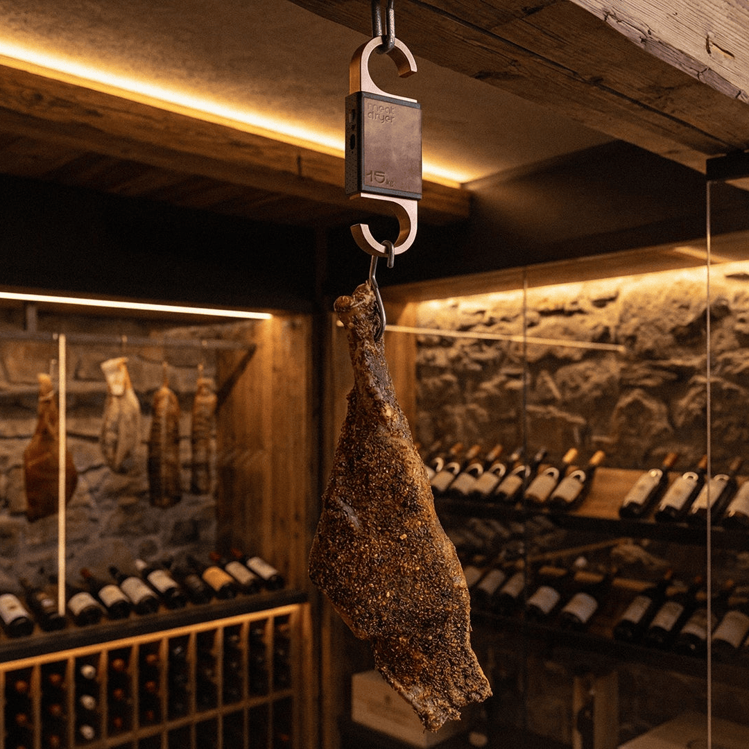 Artisan-Hang-Wine-Cellar-Big[1].png