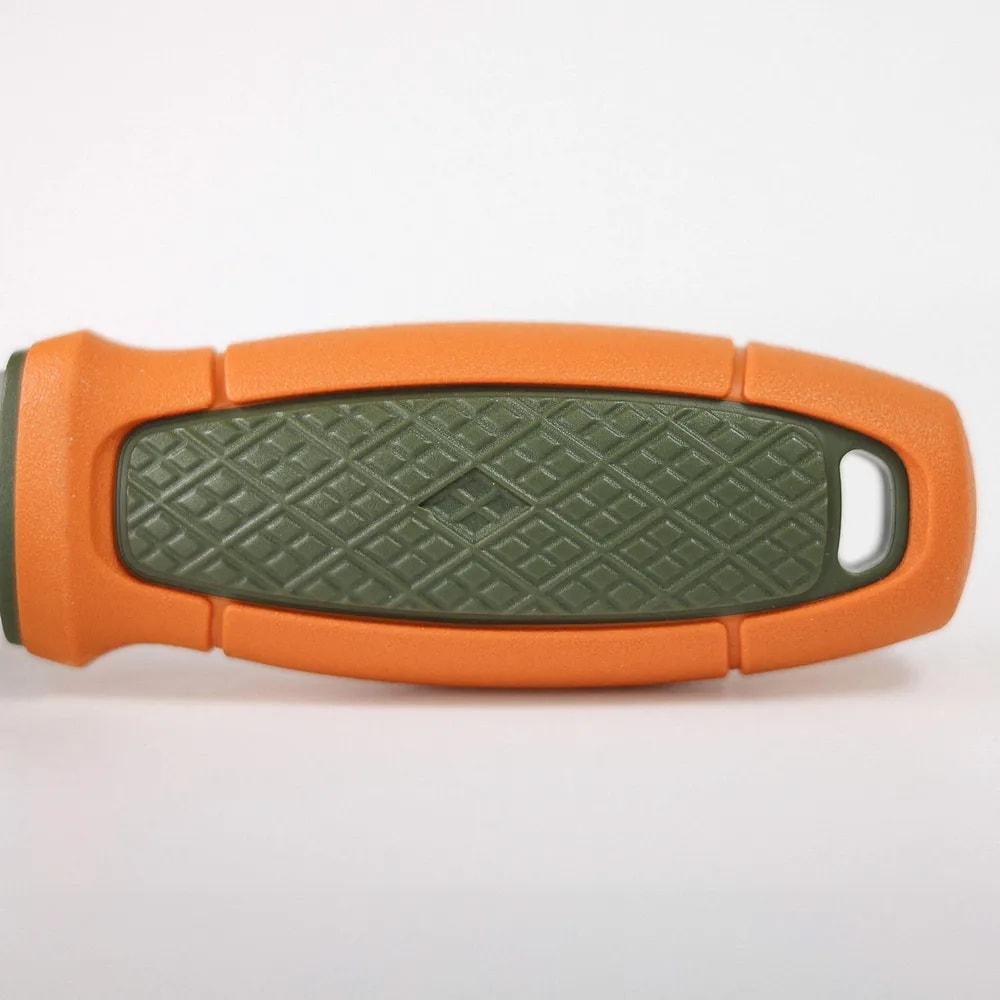 Hunting_Eldris_S_Handle_Closeup[1].jpg
