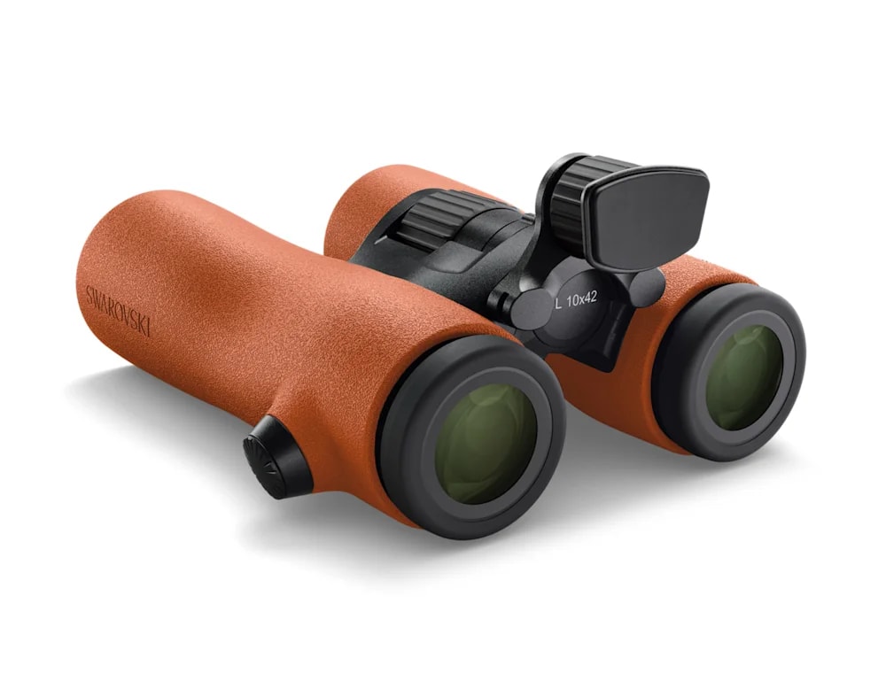K25_NL_Pure_10x42_BurntOrange_07_Stirnstuetze_01_R