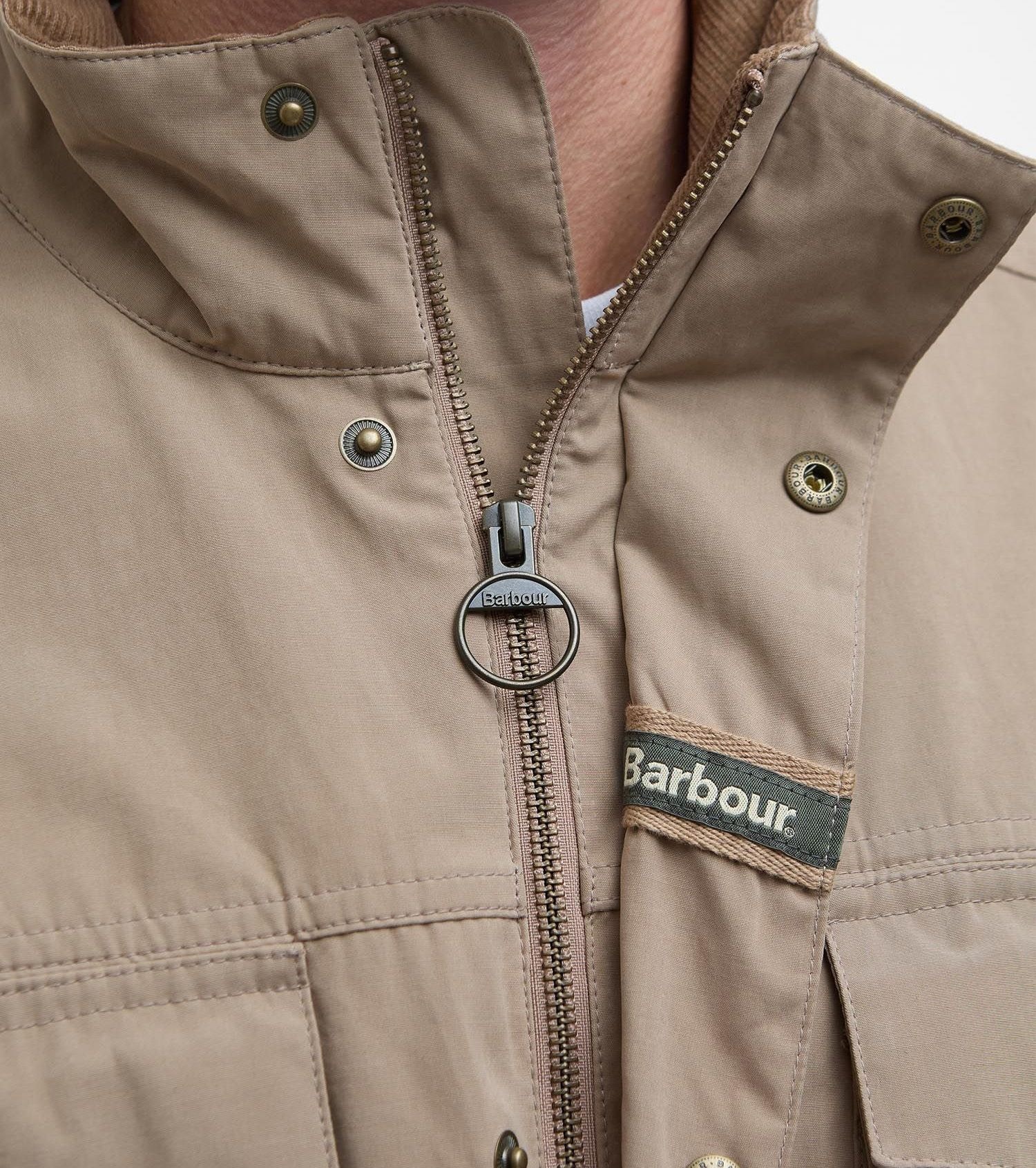 barbour-coat--detail--86212-4[1].jpg
